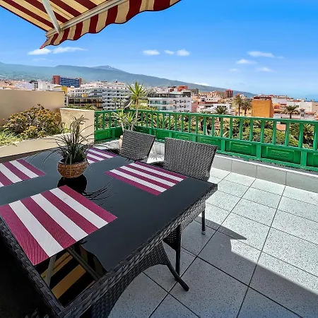 Apartment Large Penthouse With Sunny Terrace Puerto de la Cruz (Tenerife)