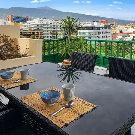 Apartment Large Penthouse With Sunny Terrace